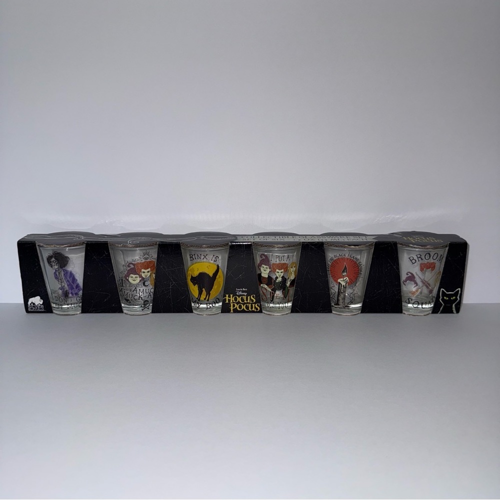 Spooky Disney Hocus Pocus Collectible Shot Glass Set - 6 Pack